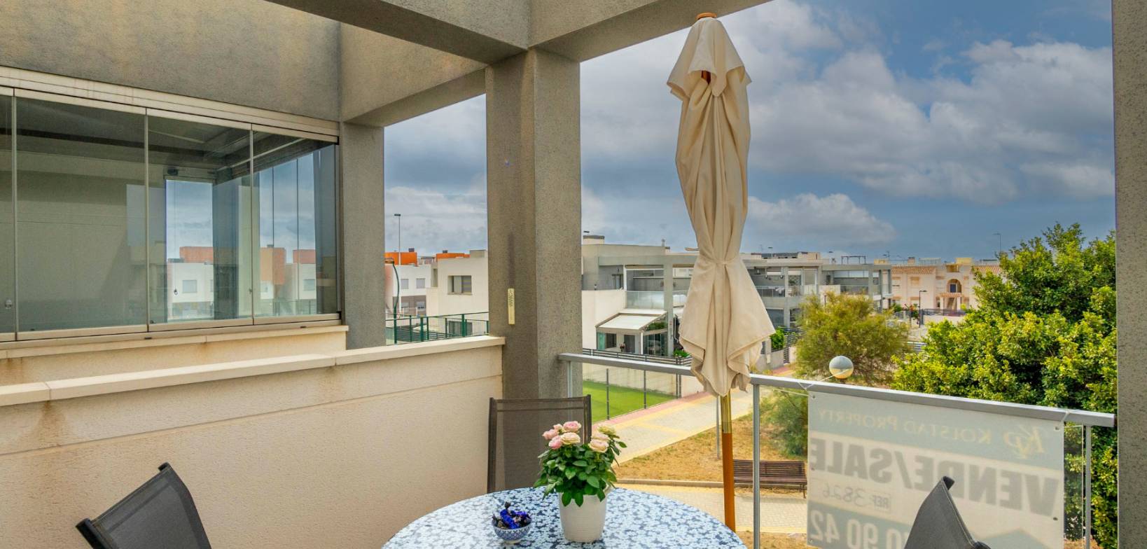 Sale - Bungalow - Torrevieja - Nueva Torrevieja - Aguas Nuevas