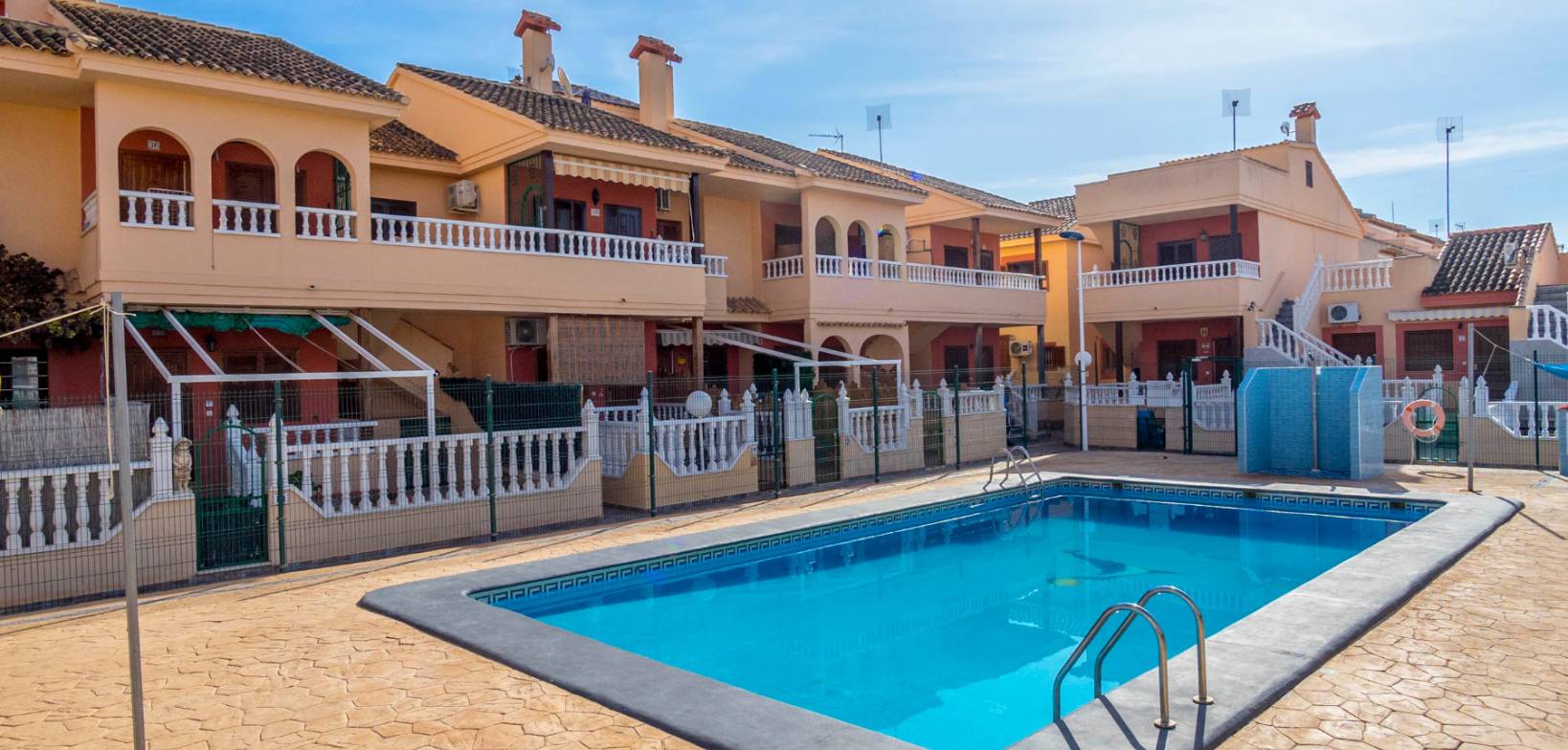 Sale - Bungalow - Torrevieja - El chaparral