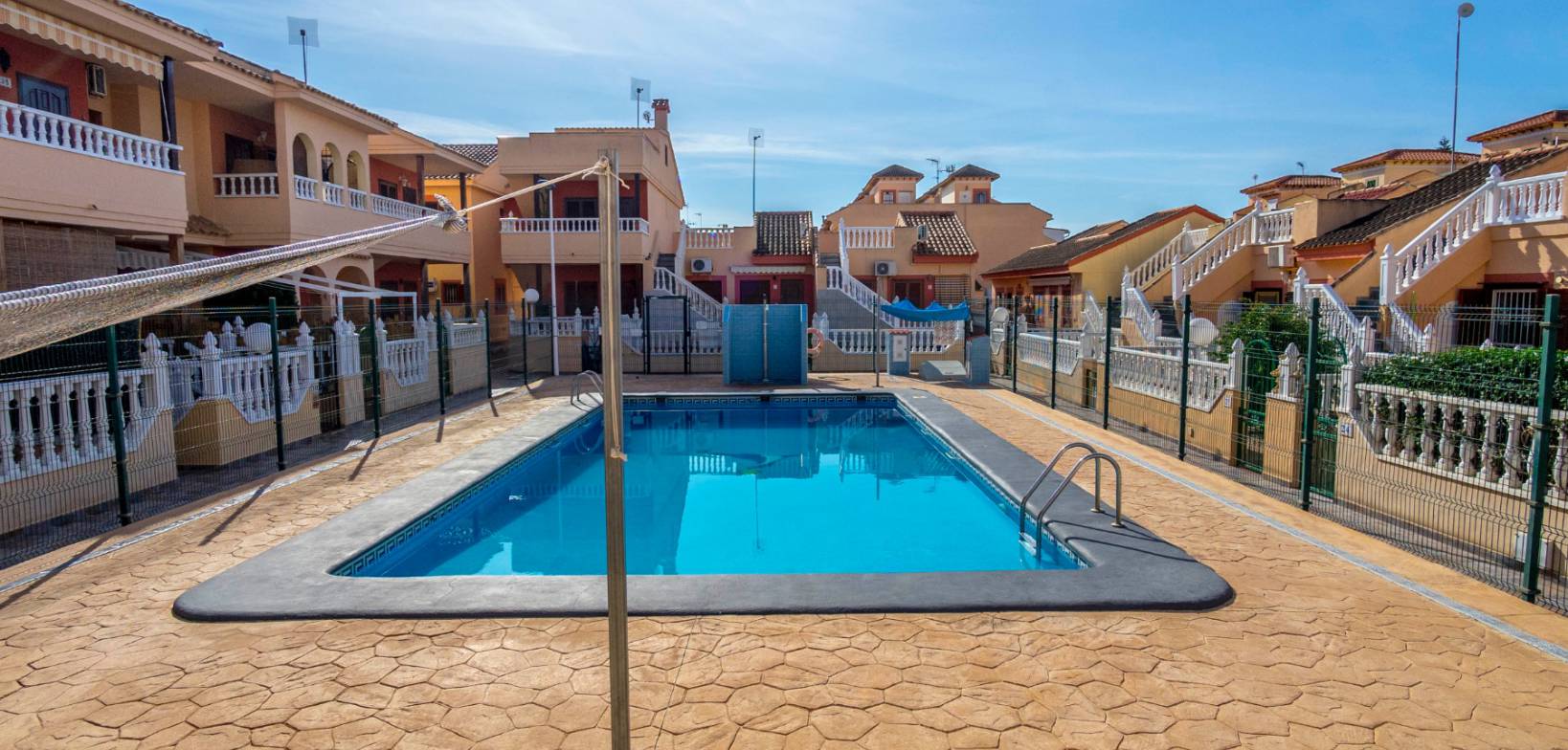Sale - Bungalow - Torrevieja - El chaparral