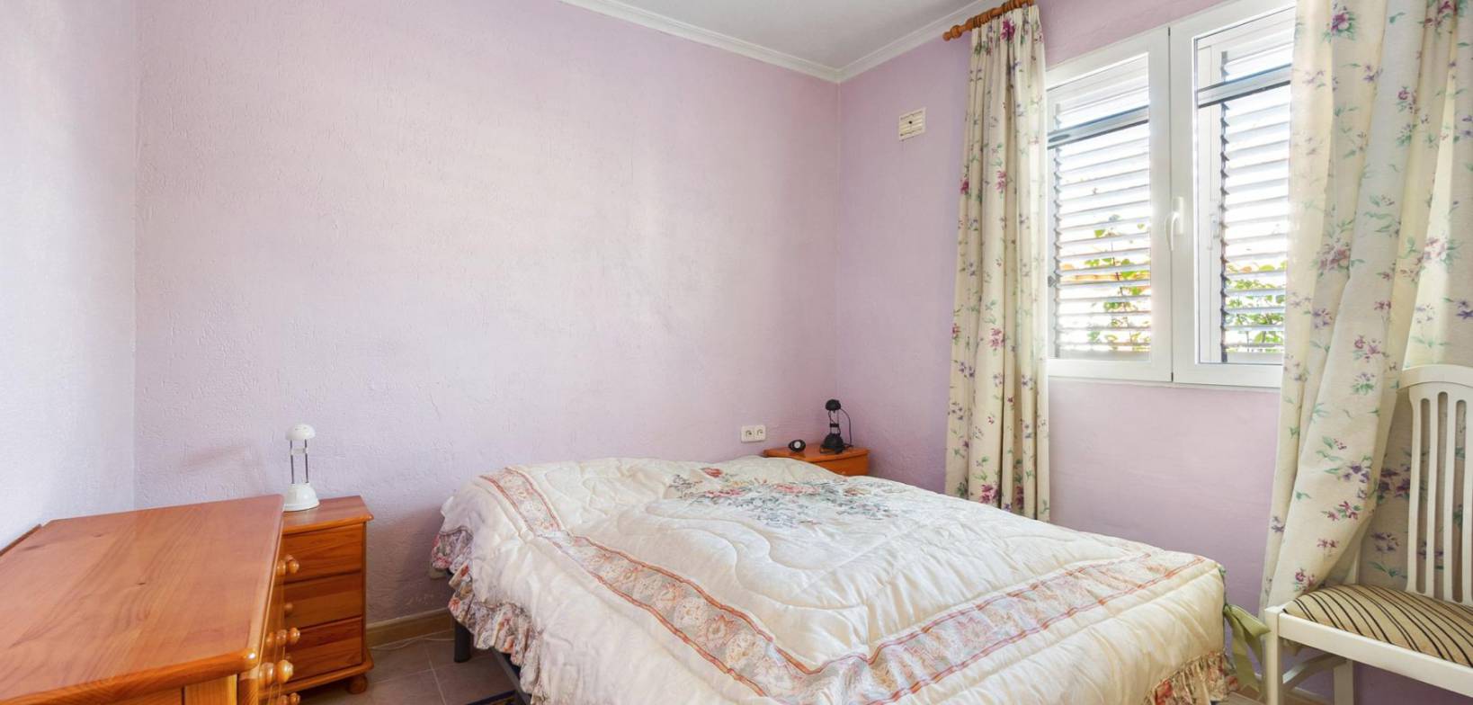 HERVERKOOP - Villa - Torrevieja