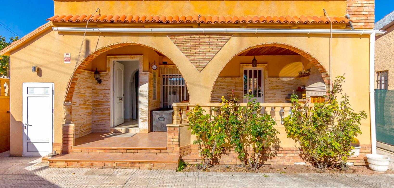 HERVERKOOP - Villa - Torrevieja